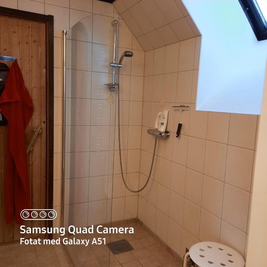Naturnaera Dubbelrum B&B I Uppsala Ramstalund Buitenkant foto